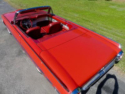 1962 Ford Thunderbird Convertible