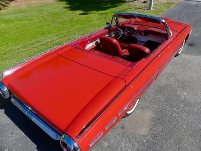 1962 Ford Thunderbird Convertible