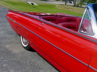 1962 Ford Thunderbird Convertible
