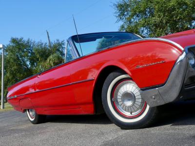 1962 Ford Thunderbird Convertible
