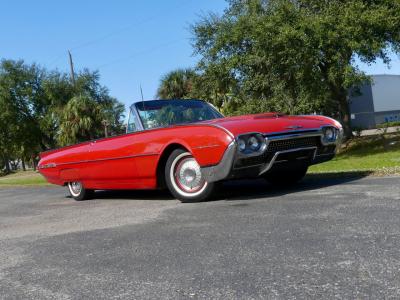 1962 Ford Thunderbird Convertible