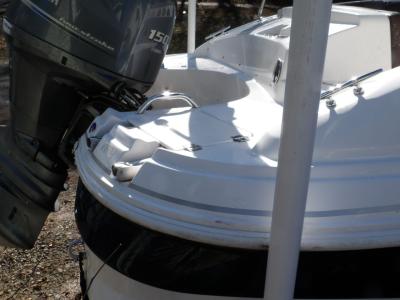 2013 Hurricane Sun Deck 203 Sport