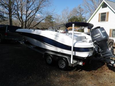2013 Hurricane Sun Deck 203 Sport