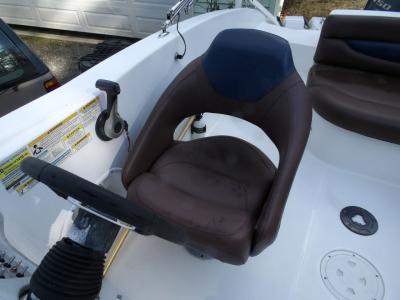 2013 Hurricane Sun Deck 203 Sport