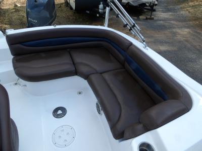 2013 Hurricane Sun Deck 203 Sport