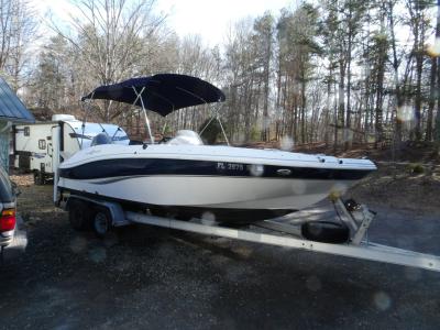 2013 Hurricane Sun Deck 203 Sport