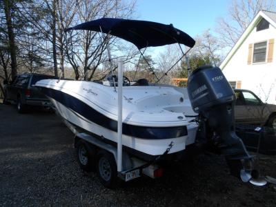 2013 Hurricane Sun Deck 203 Sport