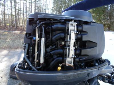 2013 Hurricane Sun Deck 203 Sport