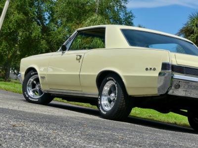 1965 Pontiac GTO Coupe