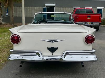 1957 Ford Fairlane Skyliner
