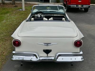 1957 Ford Fairlane Skyliner