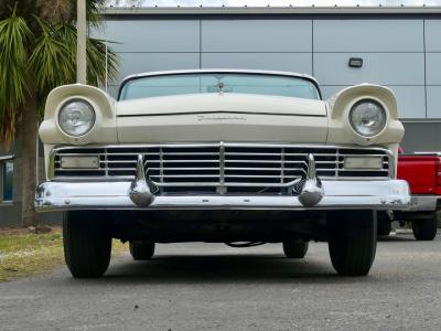 1957 Ford Fairlane Skyliner