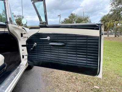 1957 Ford Fairlane Skyliner