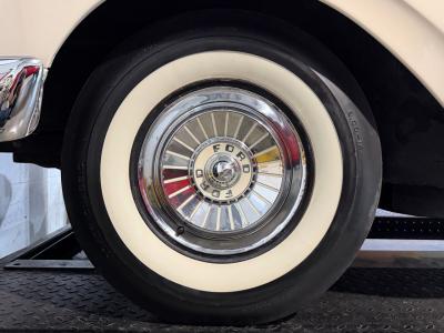 1957 Ford Fairlane Skyliner