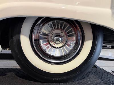 1957 Ford Fairlane Skyliner