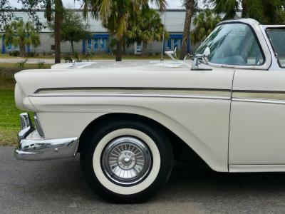 1957 Ford Fairlane Skyliner