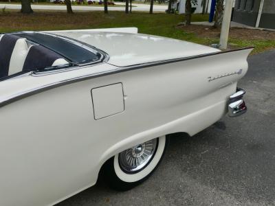 1957 Ford Fairlane Skyliner