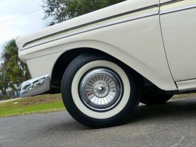 1957 Ford Fairlane Skyliner