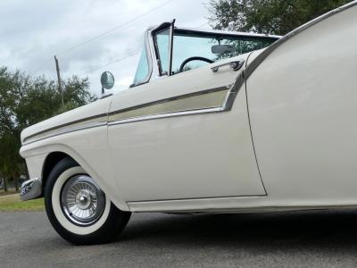 1957 Ford Fairlane Skyliner