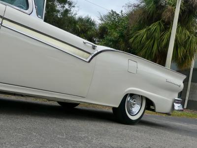 1957 Ford Fairlane Skyliner