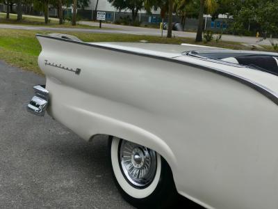 1957 Ford Fairlane Skyliner