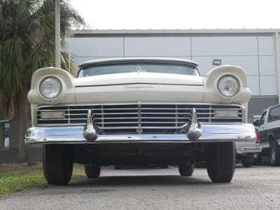 1957 Ford Fairlane Skyliner