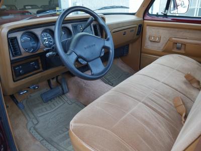 1992 Dodge Ram D-150 LE