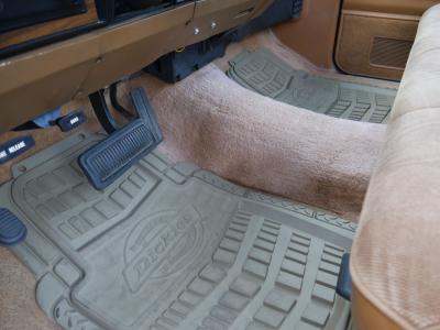 1992 Dodge Ram D-150 LE