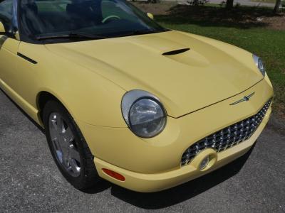 2002 Ford Thunderbird