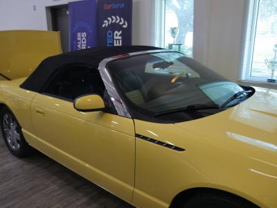 2002 Ford Thunderbird