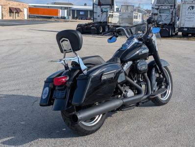 2016 Harley Davidson FLD Switchback