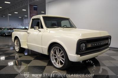 1970 Chevrolet C10 Stepside Restomod