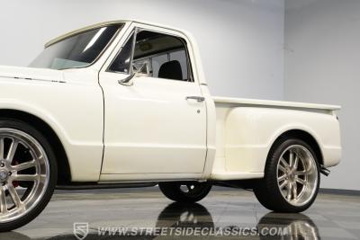 1970 Chevrolet C10 Stepside Restomod