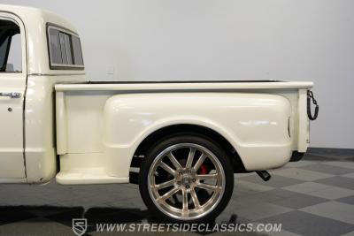 1970 Chevrolet C10 Stepside Restomod