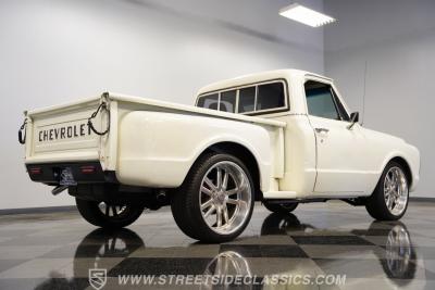 1970 Chevrolet C10 Stepside Restomod