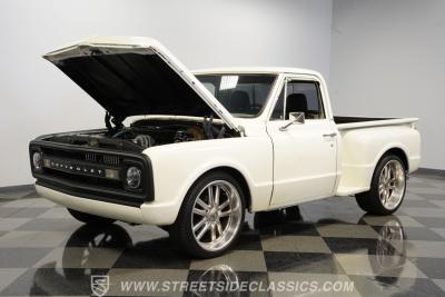 1970 Chevrolet C10 Stepside Restomod