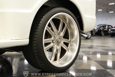 1970 Chevrolet C10 Stepside Restomod