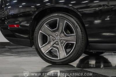 2012 Dodge Challenger R/T Classic