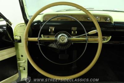 1954 Lincoln Capri