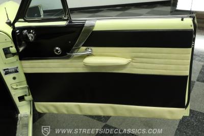 1954 Lincoln Capri