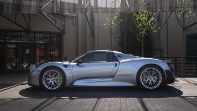 2015 Porsche 918 Spyder Weissach Package
