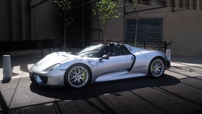 2015 Porsche 918 Spyder Weissach Package