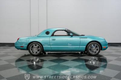 2002 Ford Thunderbird