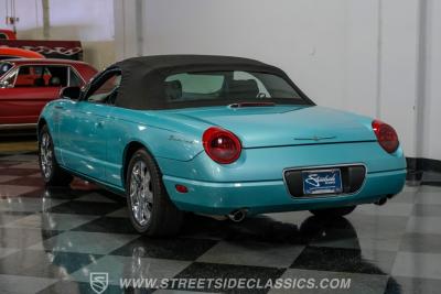 2002 Ford Thunderbird