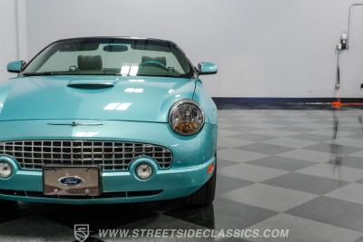 2002 Ford Thunderbird