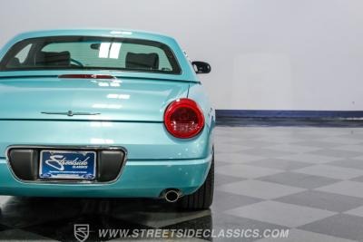 2002 Ford Thunderbird