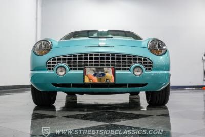 2002 Ford Thunderbird