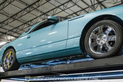 2002 Ford Thunderbird