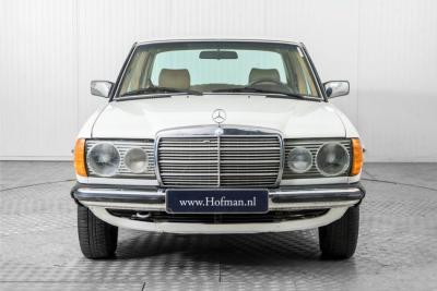 1980 Mercedes - Benz 300d w123