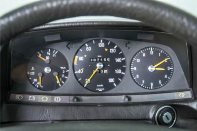 1980 Mercedes - Benz 300d w123